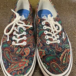 VANS - like new